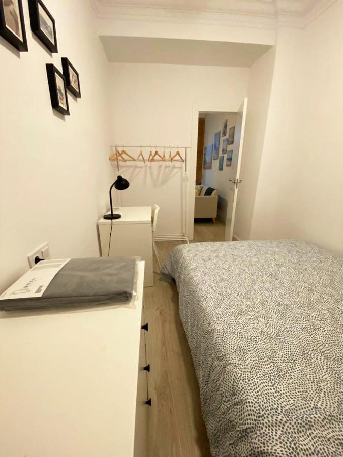 Malvarrosa Private Rooms In Shared Apartment Valence Extérieur photo